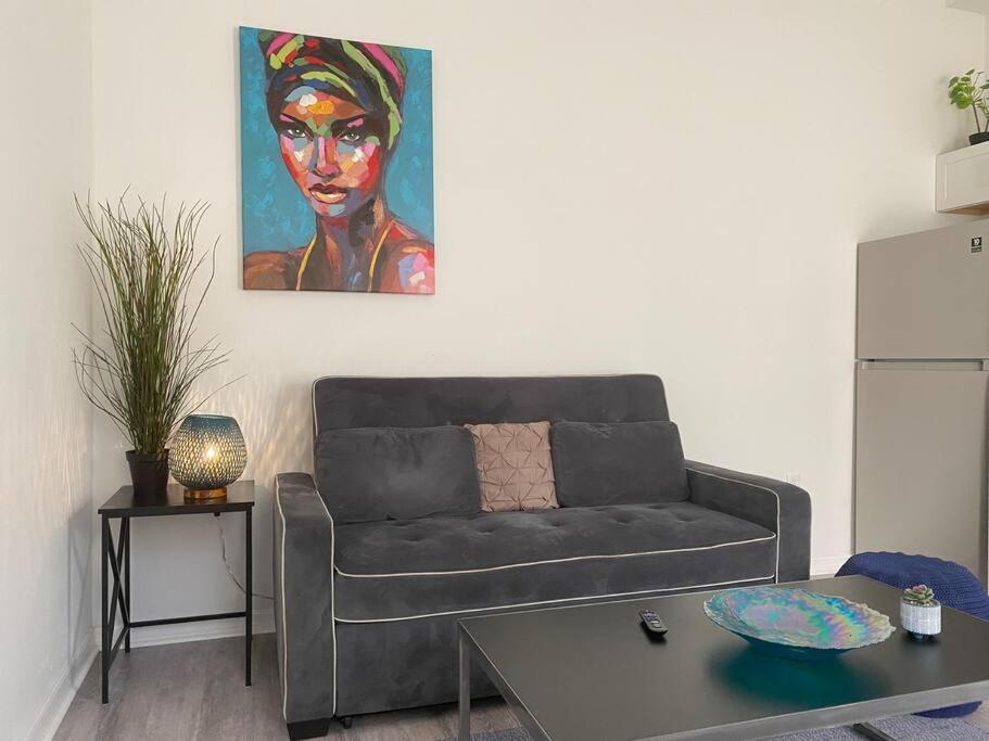 Chic Bungalow Apartment Steps From Armature Works & Downtown Riverwalk Tampa Esterno foto