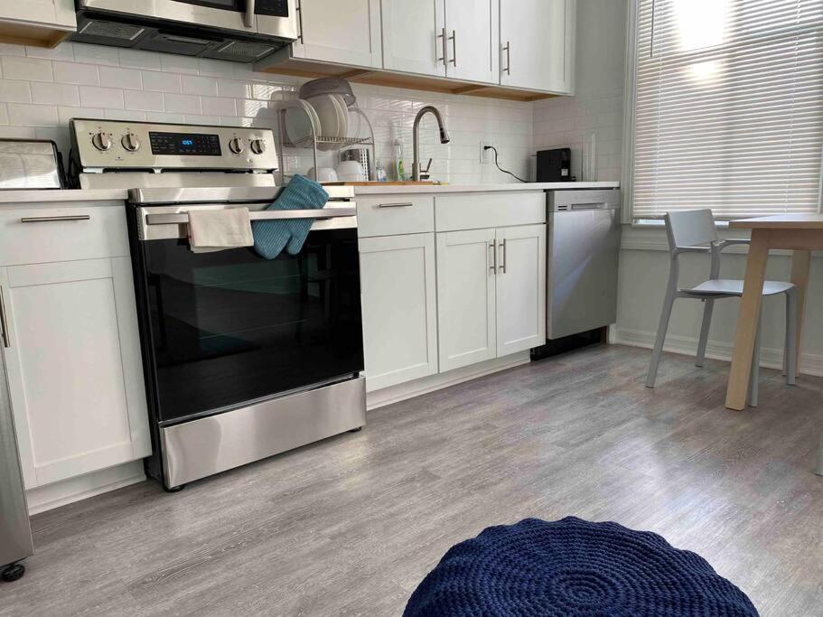 Chic Bungalow Apartment Steps From Armature Works & Downtown Riverwalk Tampa Esterno foto